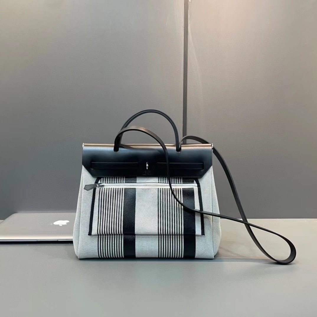 에르메스 에르백31 베리에이션 한정판 블랙 느와르